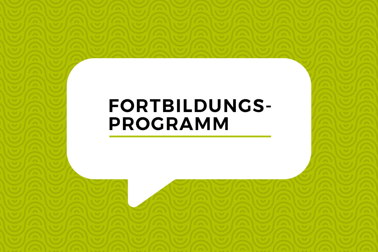 Dekorativbild: Aufschrift Fortbildung auf grünem Hintergrund