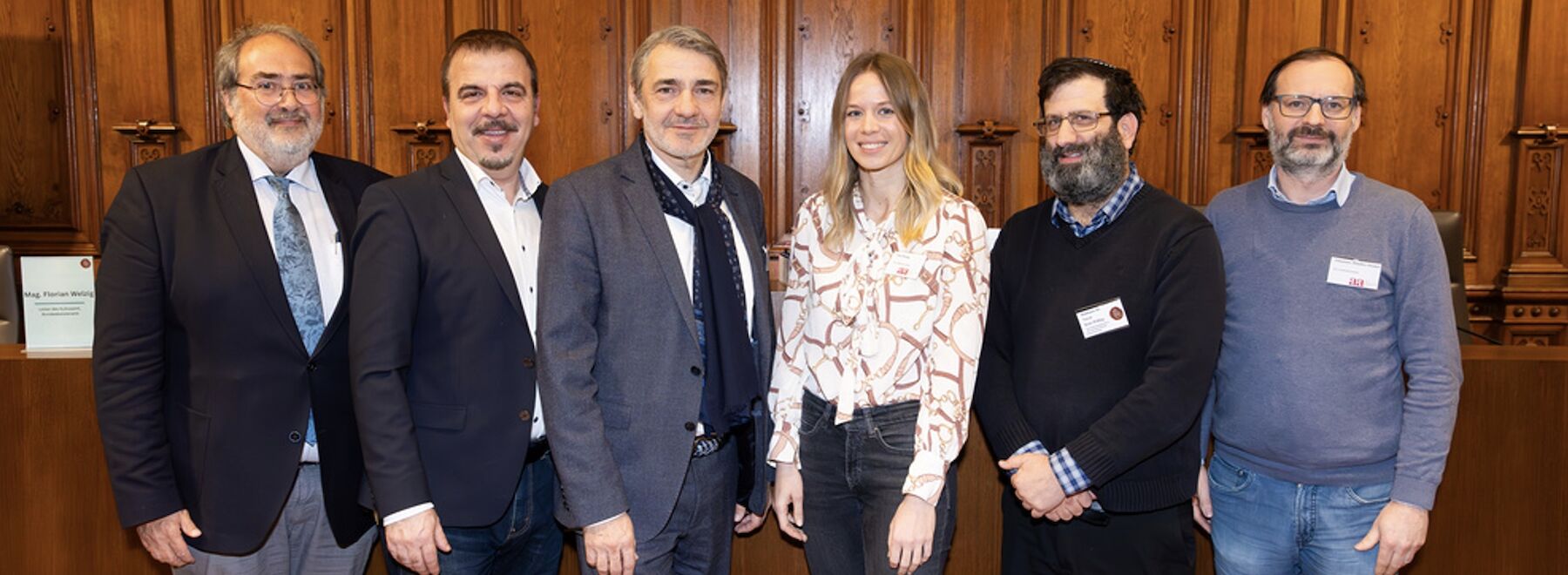 Gruppenbild der Veranstaltung im Grazer Rathaus