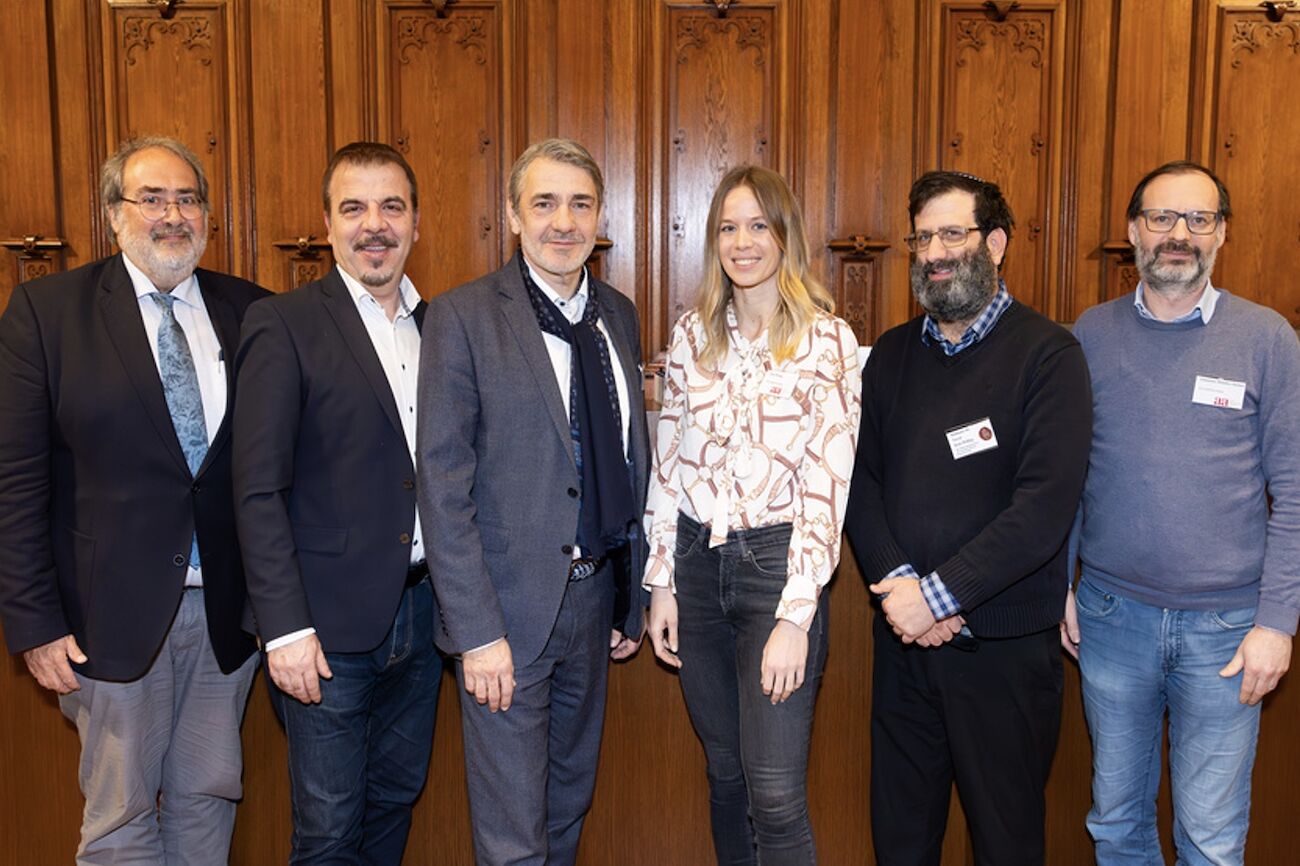 Gruppenbild der Veranstaltung im Grazer Rathaus